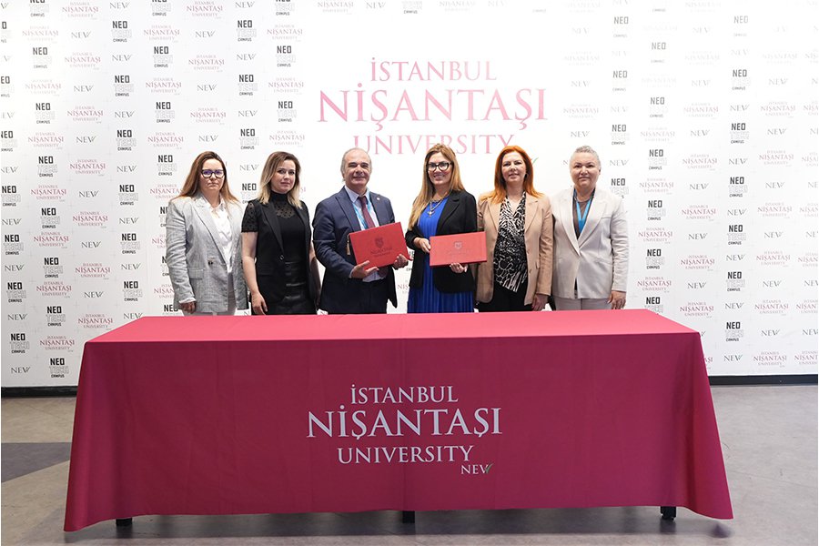توقيع بروتوكول تعاون بين جامعة نيشان تاشي في إسطنبول وبنك باشا