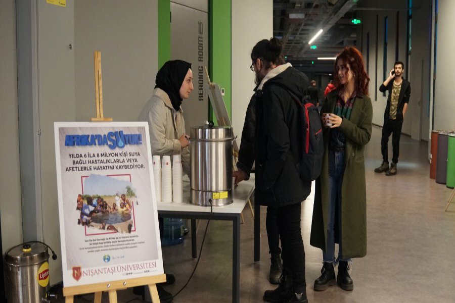 Afrika’da su kuyusu açtırmak için kermes düzenlendi