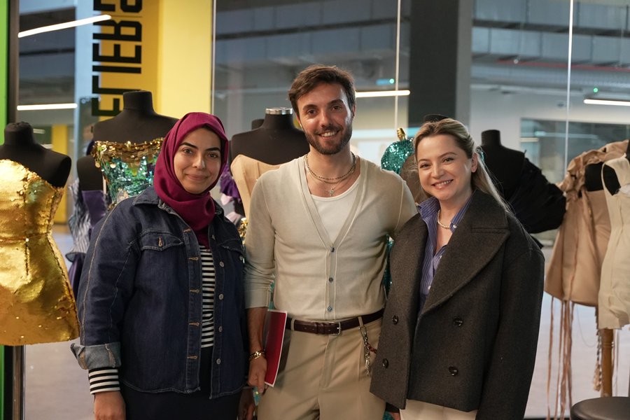 An Inspiring Encounter for Fashion Design Students: Özgür Yüksel as Guest Speaker