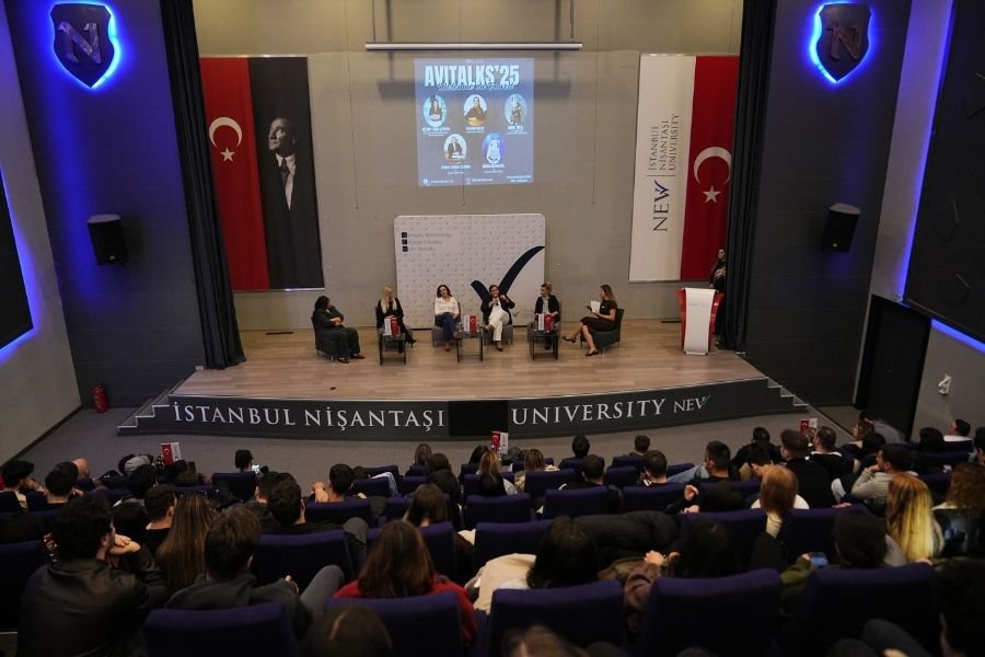 AviTalks’25: Inspiring Women Leaders in Aviation Met with Students