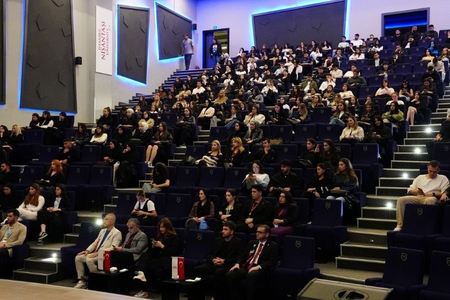 Awareness Event on Femicides and Child Abuse Held at Istanbul Nişantaşı University
