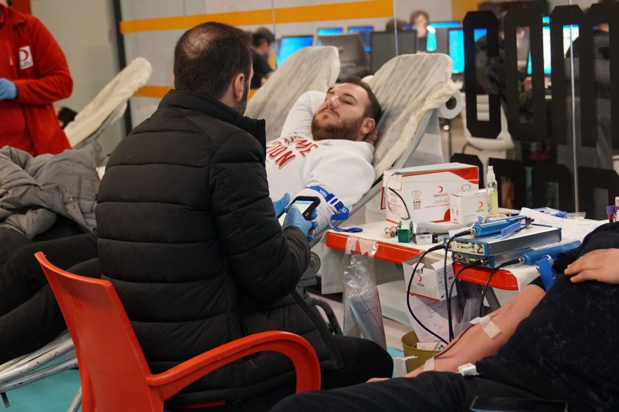 Blood donation to Turkish Red Crescent Society