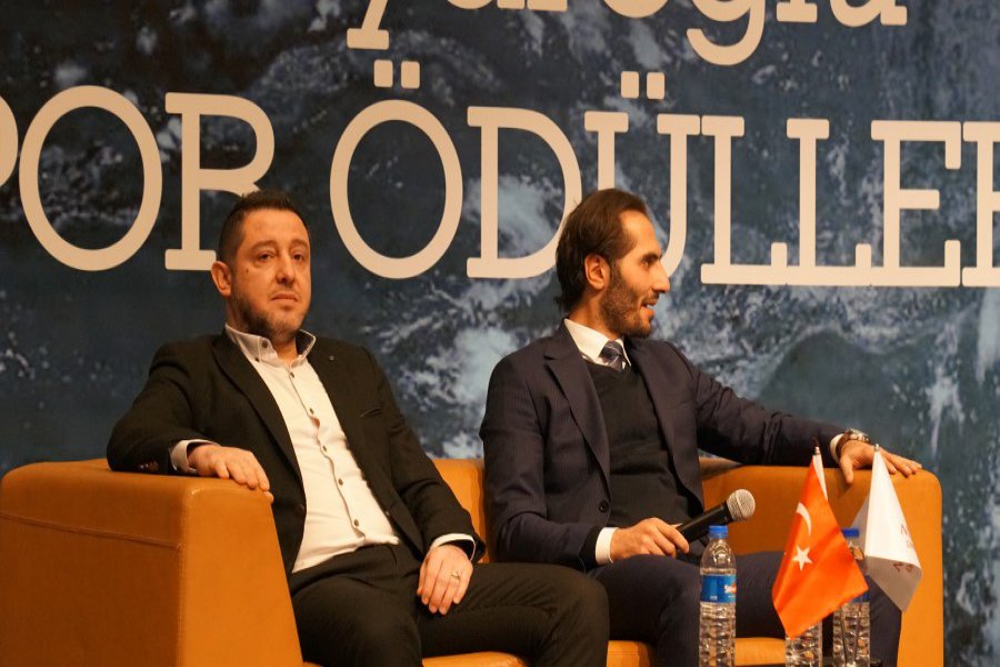 Hamit Altıntop: Futbolda profesyonellere ihtiyaç var