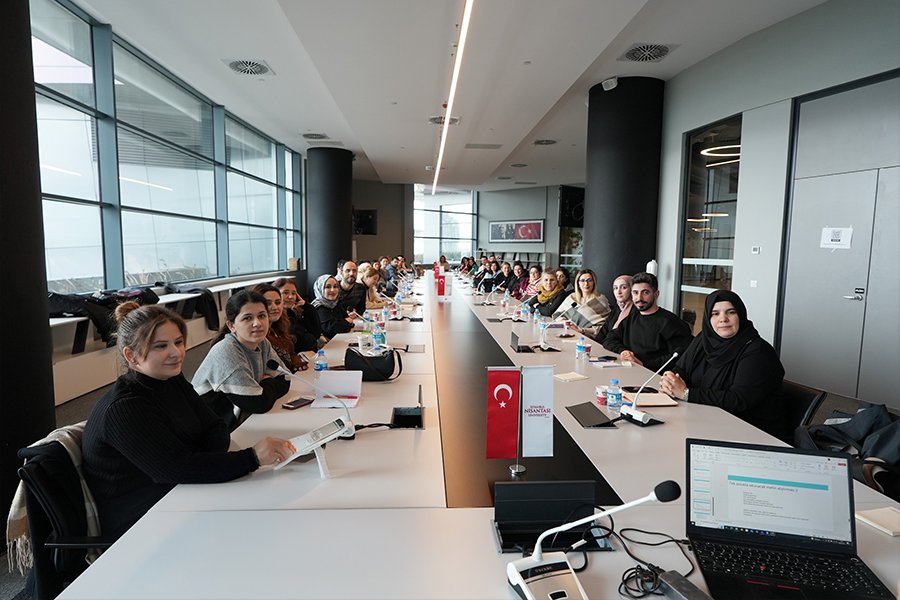 İstanbul Nişantaşı Üniversitesi'nden İl Sağlık Müdürlüğü Personeline Diksiyon ve Hitabet Eğitimi