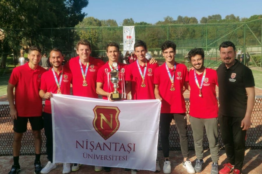 Men’s tennis team becomes Turkish champion