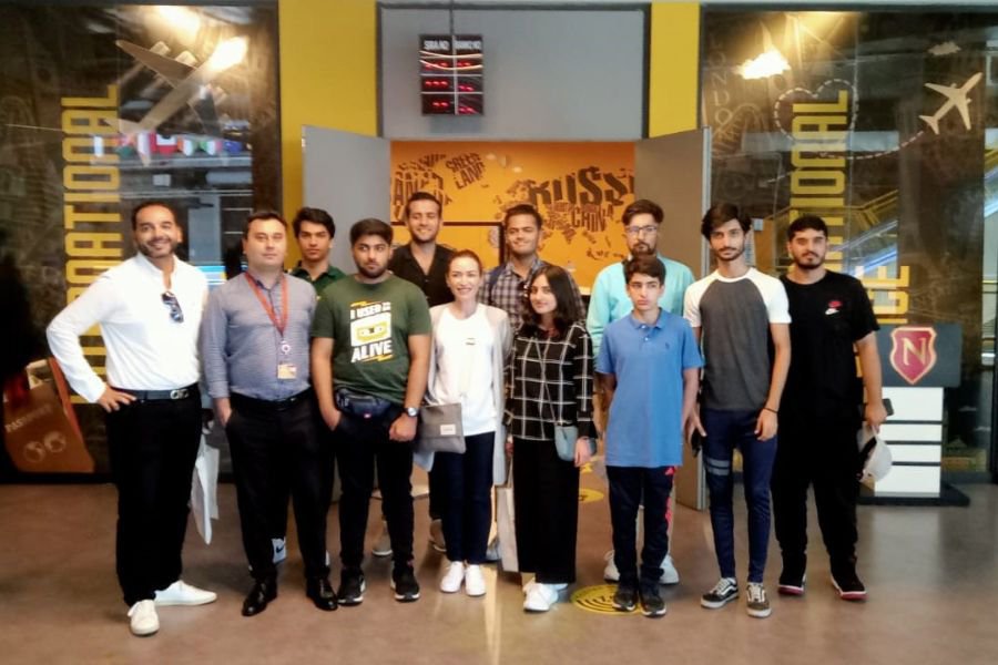 Pakistan’dan gelen aday öğrencilerimizi NeoTech Campus’te ağırladık
