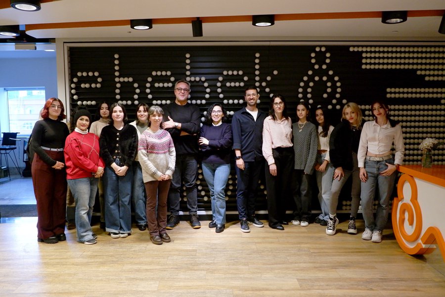 Visual Merchandising and Styling Workshop with Fashion Design Students